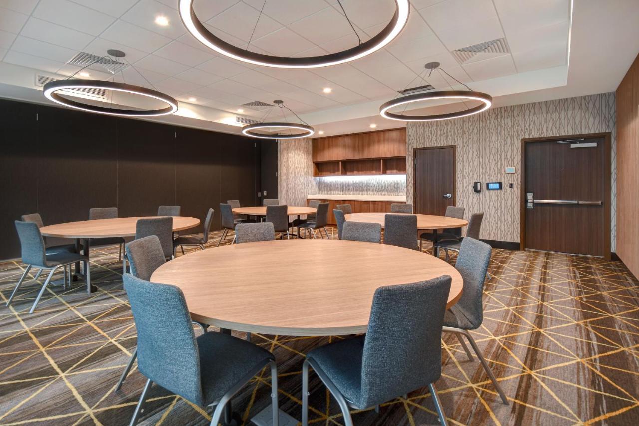 Holiday Inn - Erie By Ihg Dış mekan fotoğraf