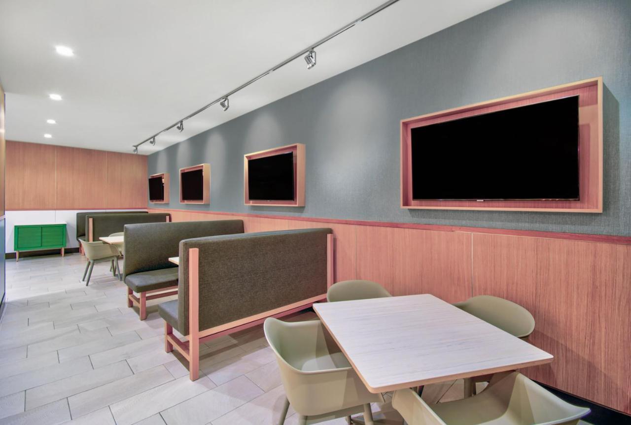 Holiday Inn - Erie By Ihg Dış mekan fotoğraf