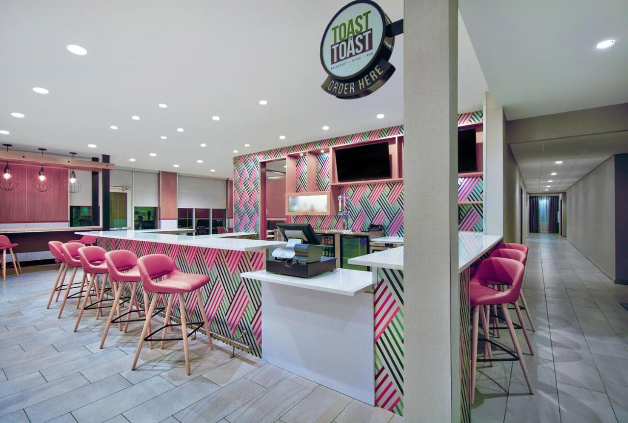 Holiday Inn - Erie By Ihg Dış mekan fotoğraf