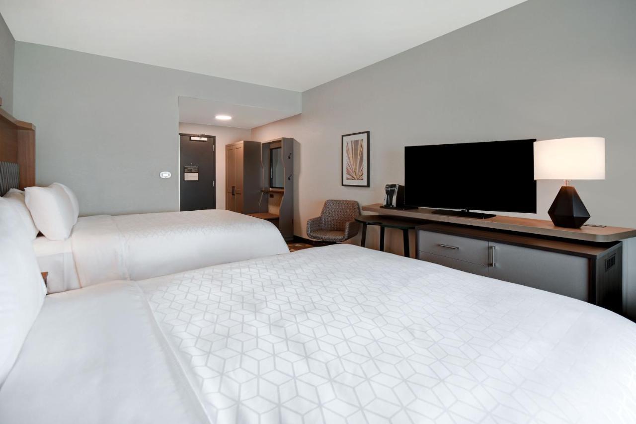 Holiday Inn - Erie By Ihg Dış mekan fotoğraf