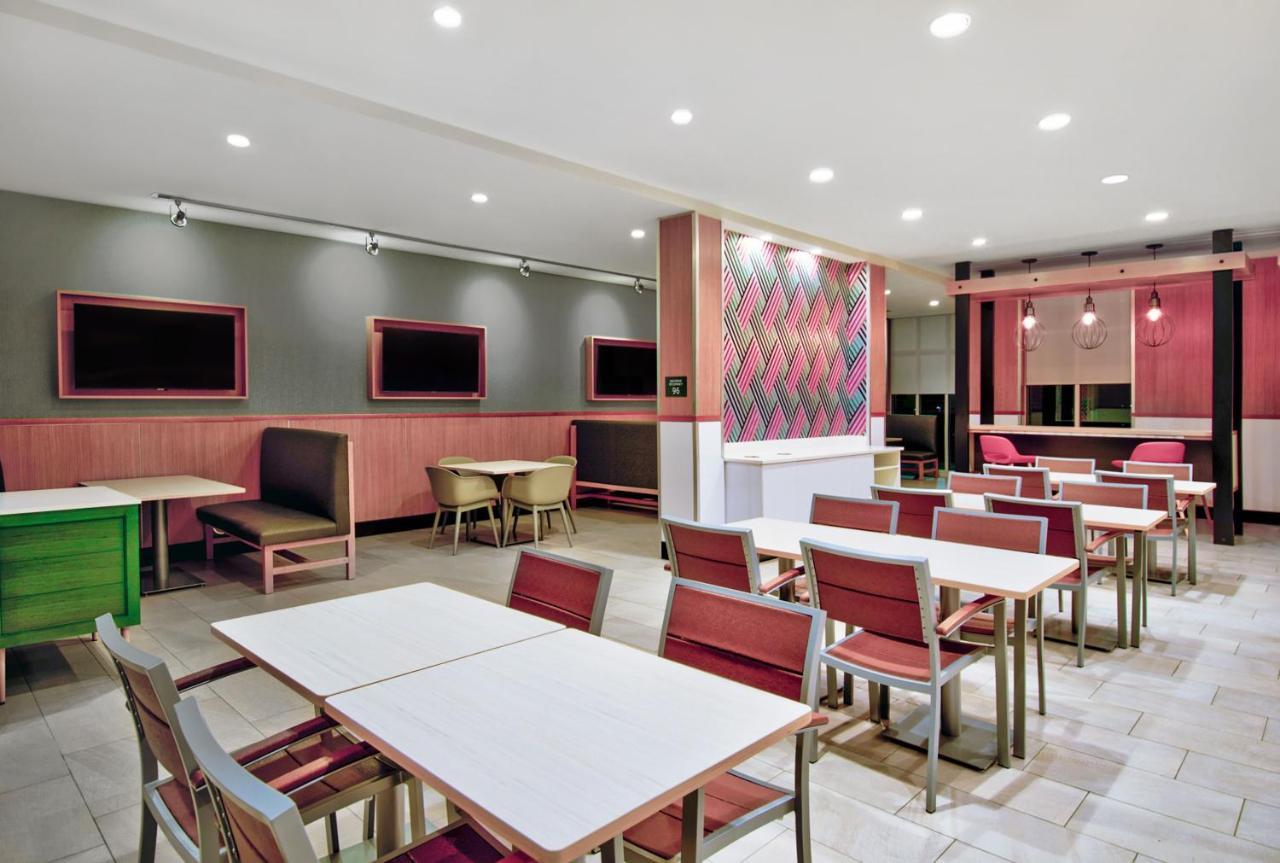 Holiday Inn - Erie By Ihg Dış mekan fotoğraf